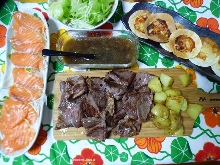【1800円ご飯】夏休み最終日の晩餐は、子供の大好物ステーキ&サーモン!!
