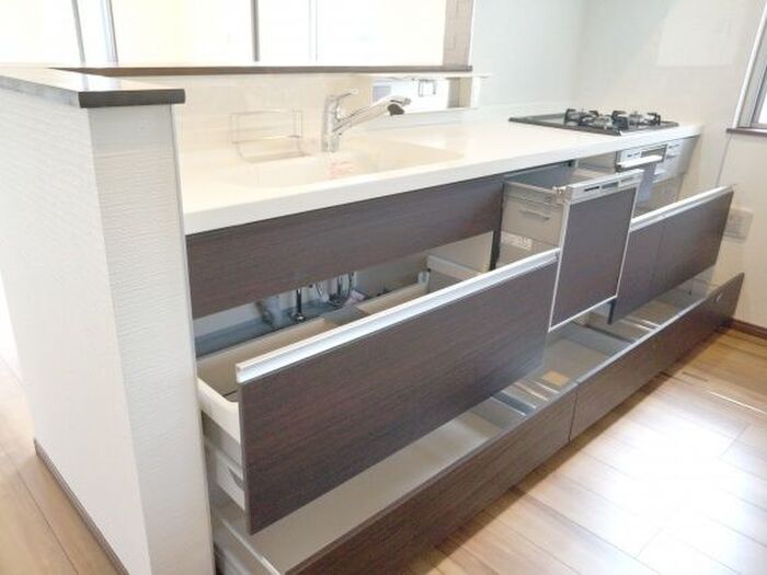 使い勝手が劇的によくなる!流し台下の収納のコツとは