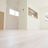 オシャレ度が格段とアップ!キッチンの床をシートでリメイクしよう