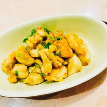 ご飯が進んじゃう❣️ささみのネギ炒め♬