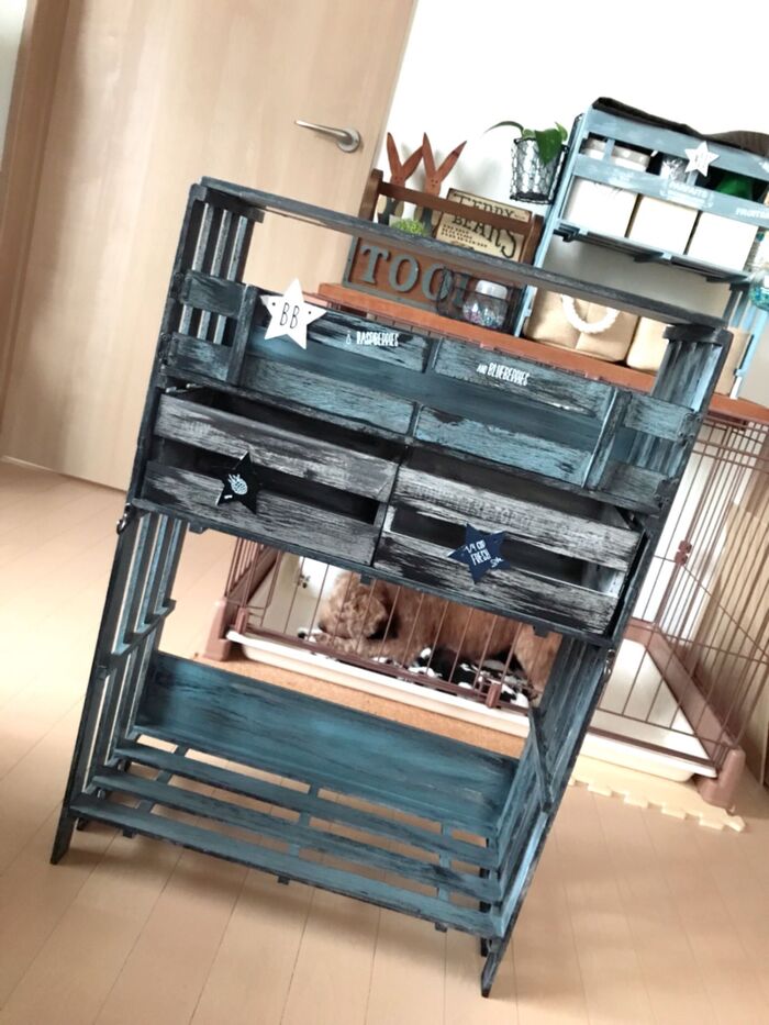 100均すのこ棚に扉を付けてみました♡