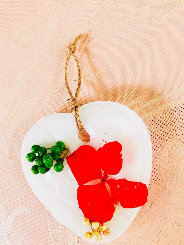 専用の型がなくても作れます。アロマワックスバー♬