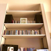 レール式移動棚で♪ステレオを頭上にあげてスッキリ!