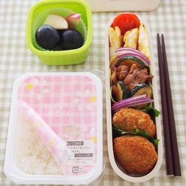 パックごはんと楽しむ彩り弁当レシピ「かぼちゃコロッケ弁当」