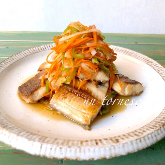 ヘルシーで骨粗しょう症予防に‼焼いてつけるだけ☆ホッケの干物の焼き南蛮漬け