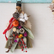 セリアで簡単!ハロウィンスワッグ