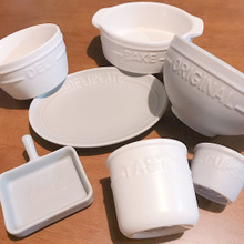 三色展開のマットモノトーンがかわいい食器