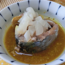 さばの水煮缶と家にある調味料で3分☆ さばのスープカレー