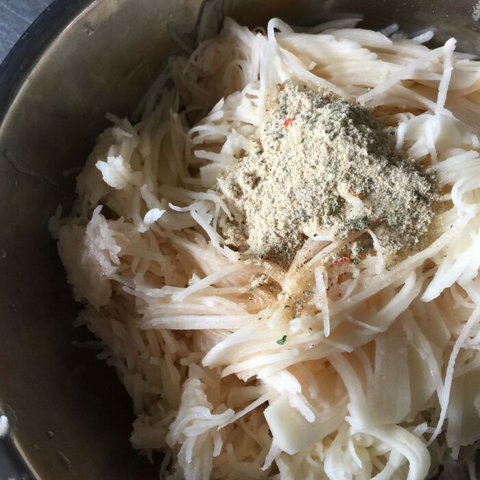 市販のシーズニング調味料を使うので味付けも簡単!