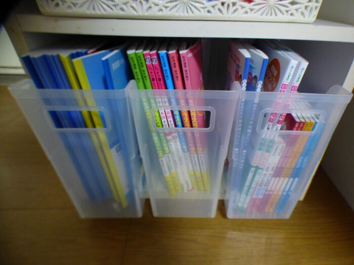 ノート・教材ボックスで種類分け!