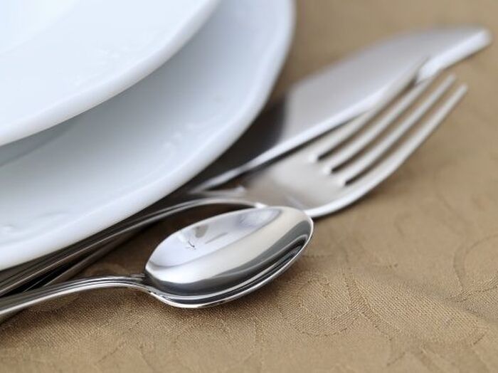ベストなタイミングを知りたい! カトラリーの買い替え時期の目安とは