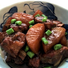 ごはんが止まらない!てりってりに仕上げる大根とスペアリブのこっくり煮