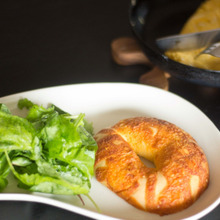 食べきれなかった朝食のトーストでレンチンスイーツを♡