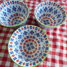 【セリア】ボウルフラワーステッチ柄で飲む朝の一杯が美味しい!