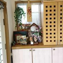 玄関の隙間!下駄箱に入らない長い傘の収納場所、見っけ!!