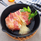 簡単!肉×パックごはんレシピ「カマンベーコンライス」