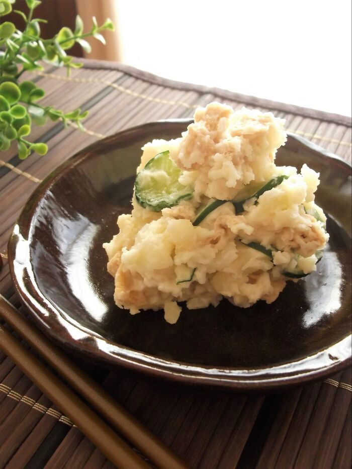 たまには和風に!レンジで簡単♪いなり揚げポテトサラダ