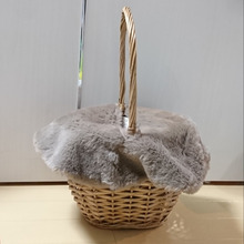 軽くて可愛い♪カゴバッグ