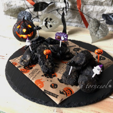 【ハロウィンにオススメ‼】ちょっと不気味な‼ブラックセサミン天ぷら~牡蠣&ホタテ~