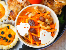 セリアで発見!かわいいハロウィンの型抜きで簡単デコ