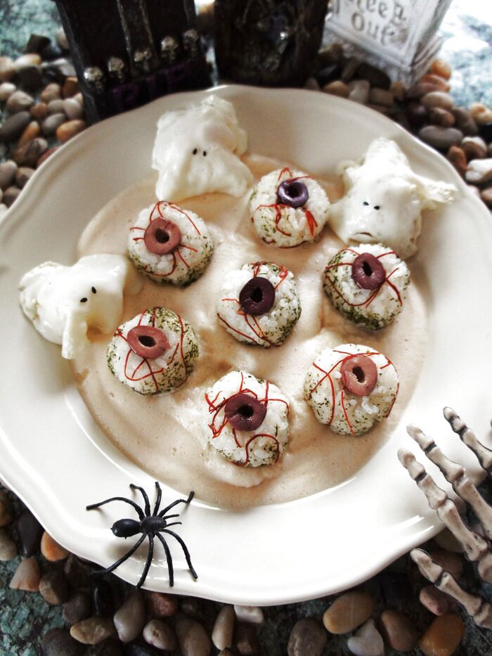 ハロウインに★泡醤油でビックリ目玉おにぎり