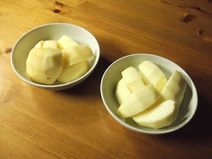 まずはフルーツを準備