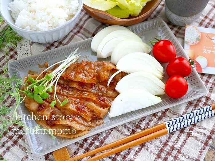 こっくりご飯が進む♪豚バラの生姜焼き★生が美味しい『スマイルボール』を包んで食べよう!