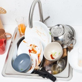 時短家事を極めよう!皿洗いを手早く済ませるコツ