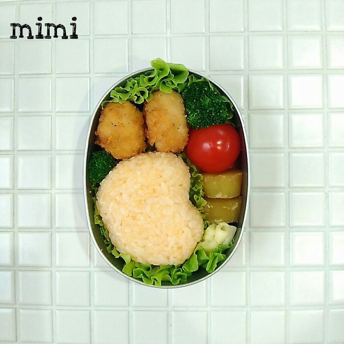 ④お弁当箱に詰めます。