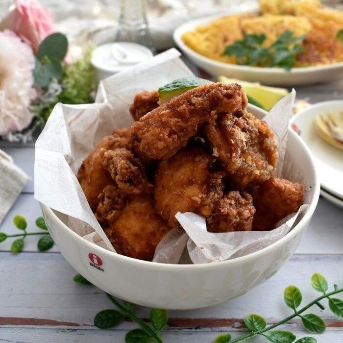 安くてヘルシーなむね肉でカリッとしっとりジューシーな唐揚げ!