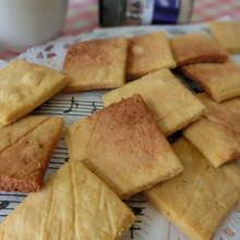 小麦粉・砂糖不使用☆ レンジで10分♪ 大豆粉とみかんのさくさくクッキー