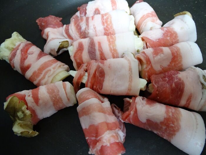 焼き上げ、色を付ける。