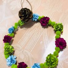 ペーパーフラワーとグルーガンで出来ちゃうリース作ってみました♬