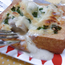 残り物のシチューでリメイク☆ 厚揚げでクロックムッシュ風