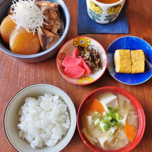 味の染みたブリ大根でほっこり♡夫好みの渋め和朝食