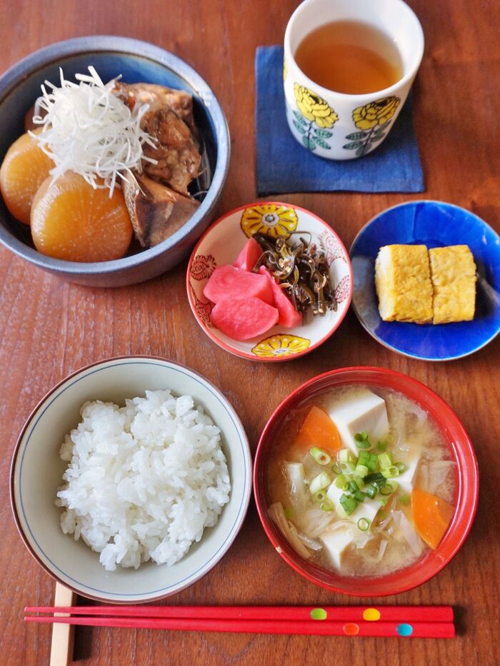 味の染みたブリ大根でほっこり♡夫好みの渋め和朝食