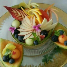 メロンで誕生日ケーキ