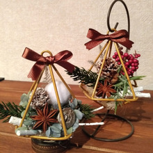 100均とフェイクで乗せるだけ簡単♡!ミニXmasツリー風アレンジ☆