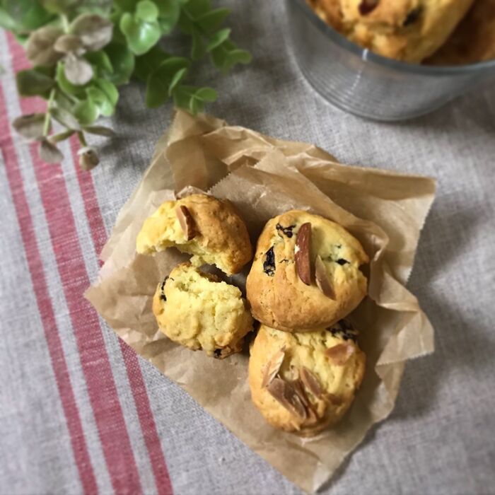 ホットケーキミックスでサクサク簡単♩レーズンクッキー