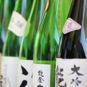 減塩中なら気にして欲しい!「料理酒」と「酒」はどう違う?料理上手が使うのはどちら?