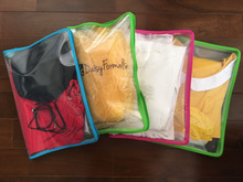 100均のファスナーケースで衣装管理