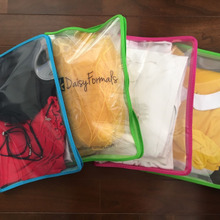 100均のファスナーケースで衣装管理