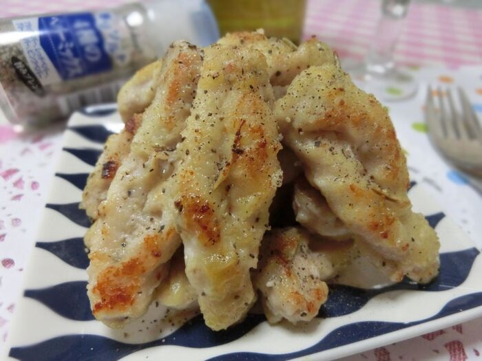 プリッとジューシー♪ 鶏むね肉で手綱スパイシーチキン