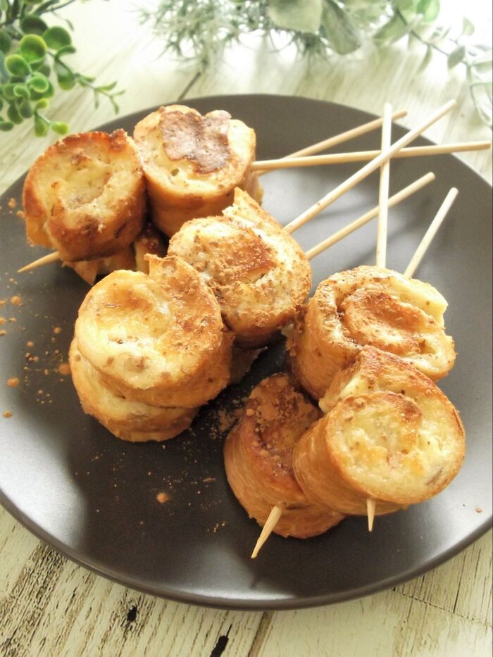 【串サン】で出たパンの耳で♪グルグル串フレンチトースト