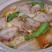 焼くひと手間で格段に☆ サムギョプサルのスタミナ鍋