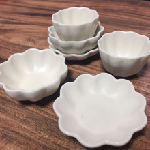 セリア新商品‼️小さくて可愛いマットな食器