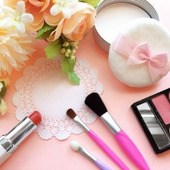 寿命切れコスメ、放置していませんか?もう迷わない「捨て時」と「捨て方」