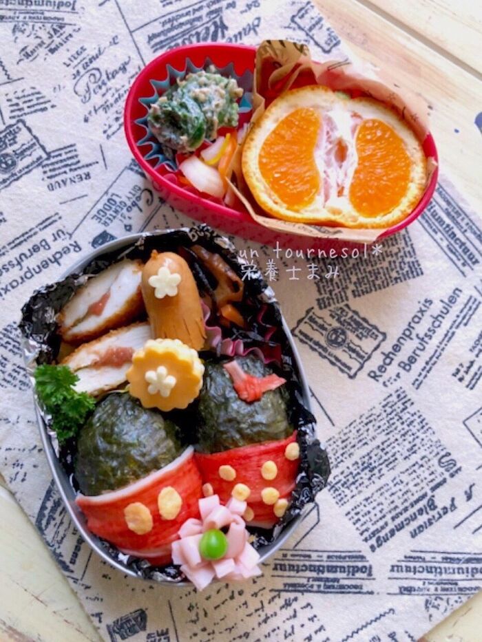 ミッキー&ミニー風で食欲up❤娘ちゃん弁当❤【過去レシピ引用】安くてガッツリ『鶏むねの梅はさみカツ』