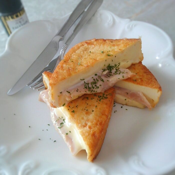 乾燥パセリ、塩コショウをお好みでかけて