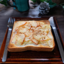 簡単に!アップルチーズトースト♪